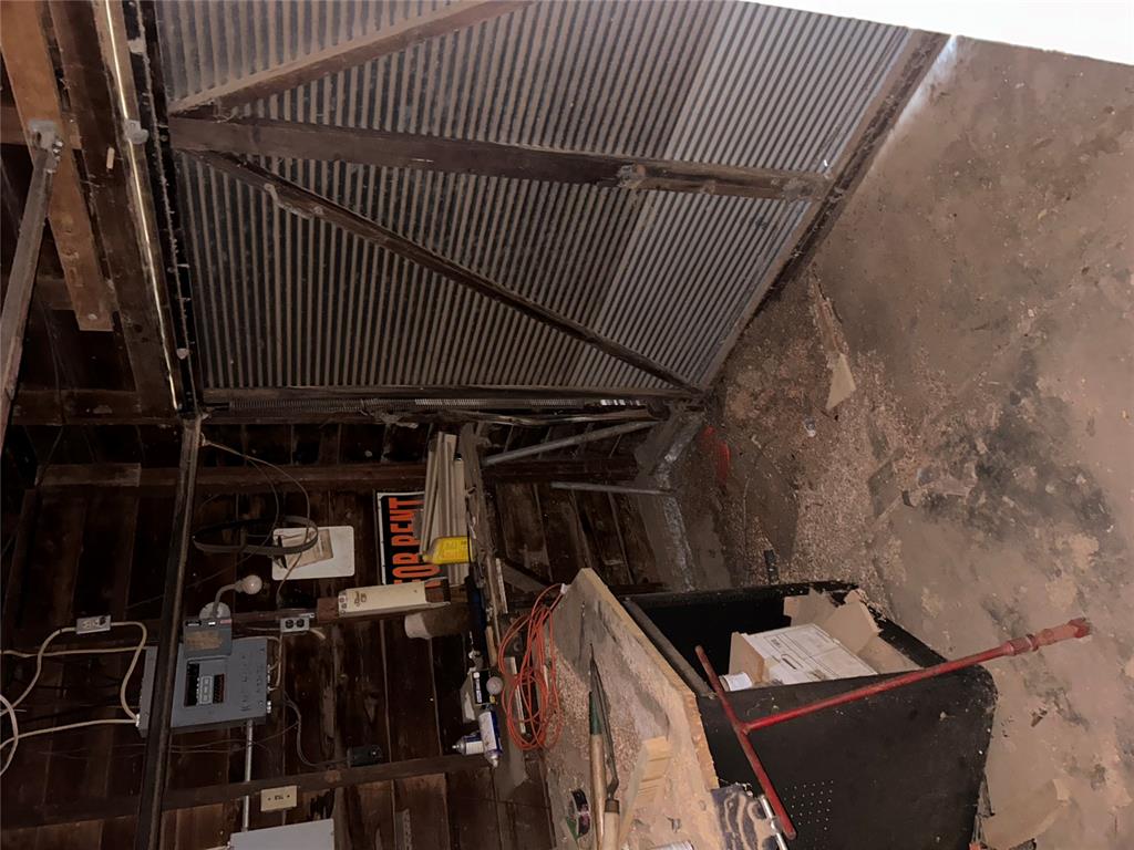 1237240 Property Photo 21