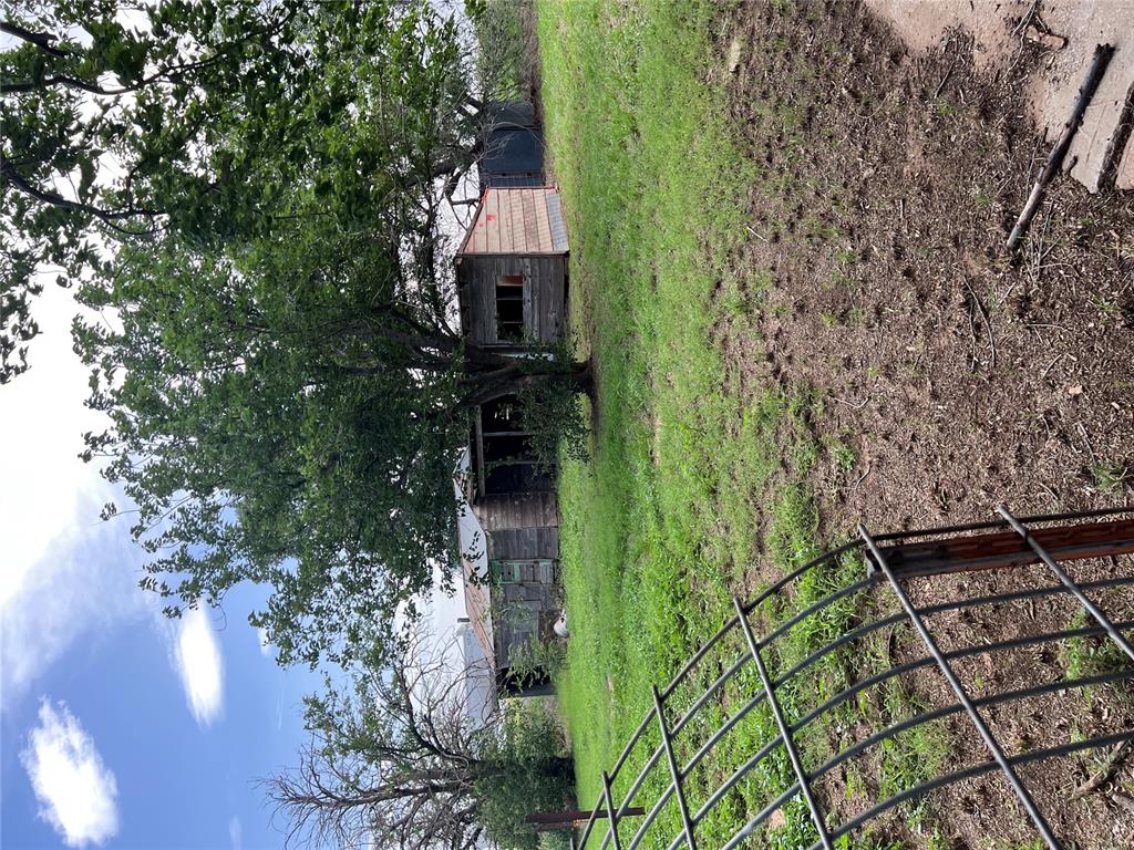 1237240 Property Photo 23