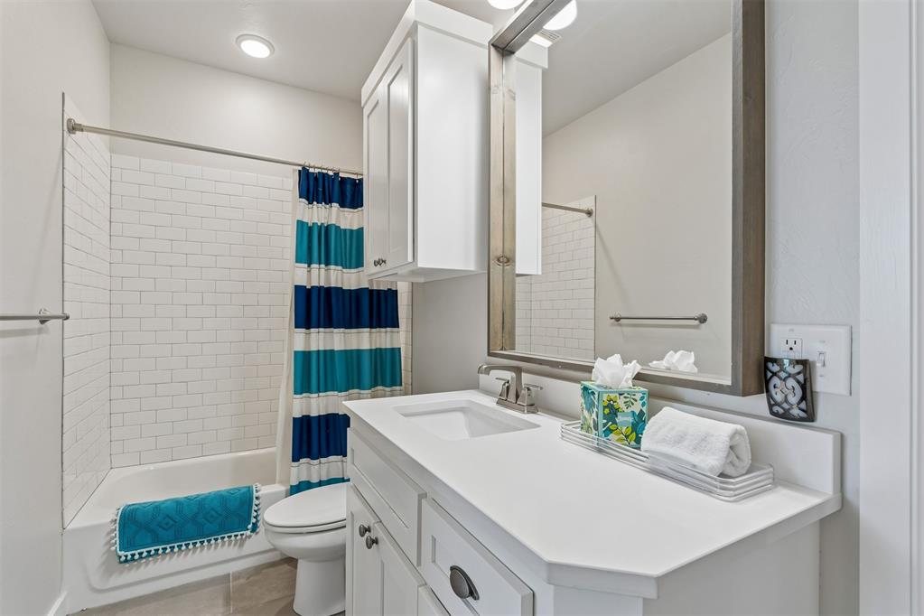 2408 Semillon Way Property Photo 30