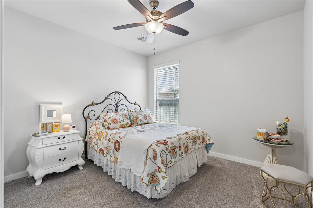 2408 Semillon Way Property Photo 33