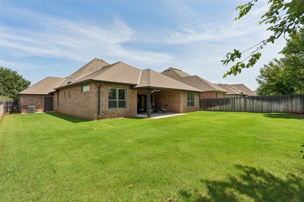 2408 Semillon Way Property Photo 38