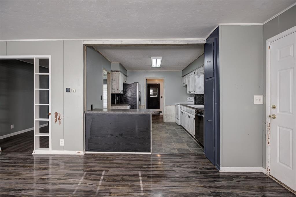 1007 Overland Court Property Photo 16