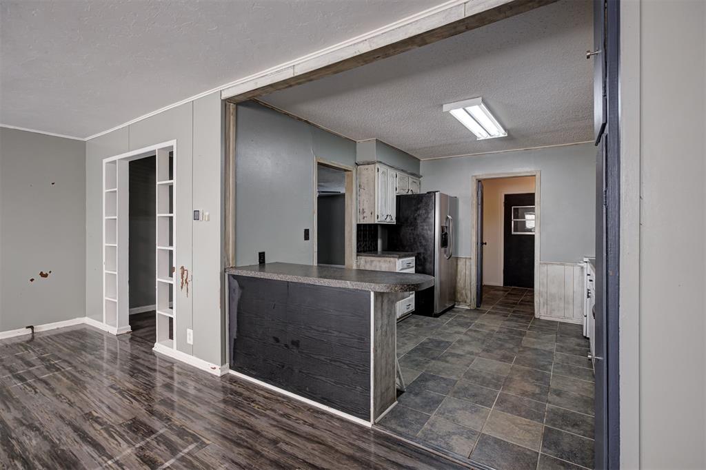 1007 Overland Court Property Photo 18