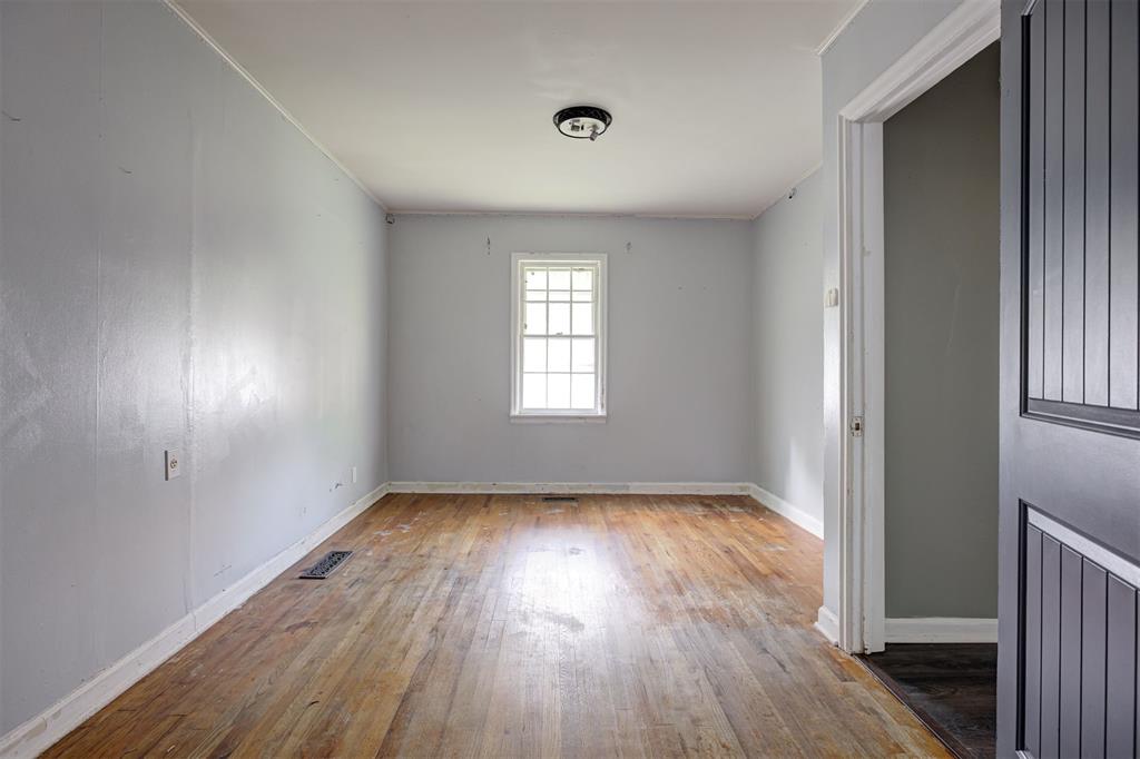 1007 Overland Court Property Photo 29