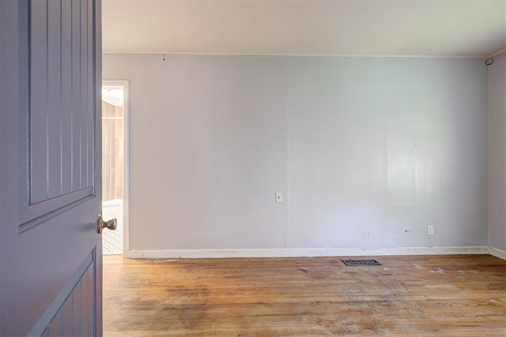 1007 Overland Court Property Photo 30