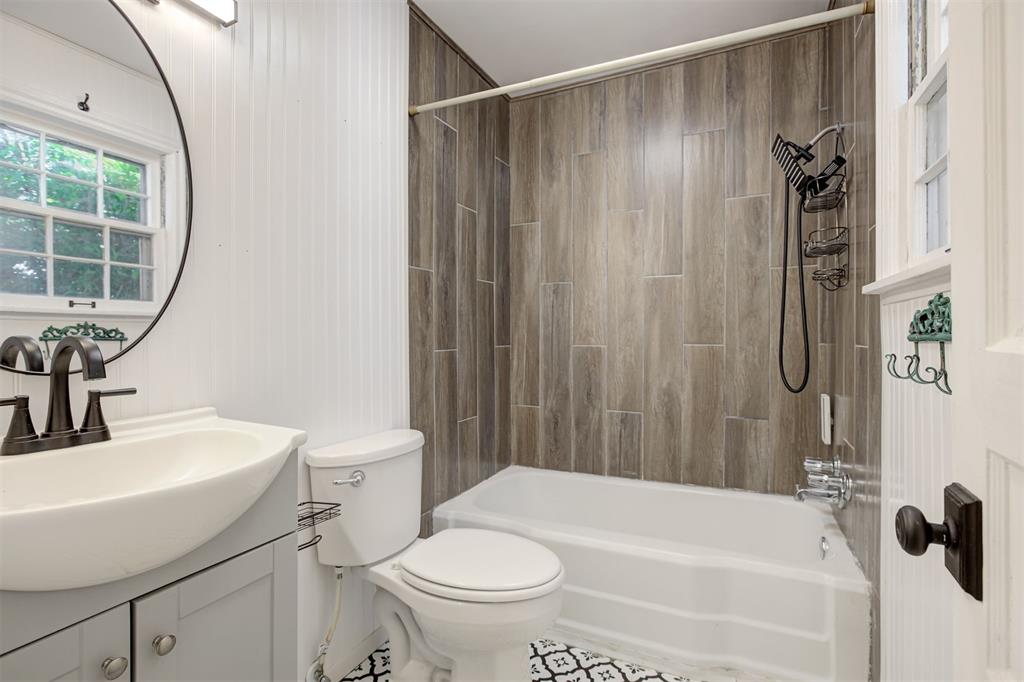 1007 Overland Court Property Photo 33