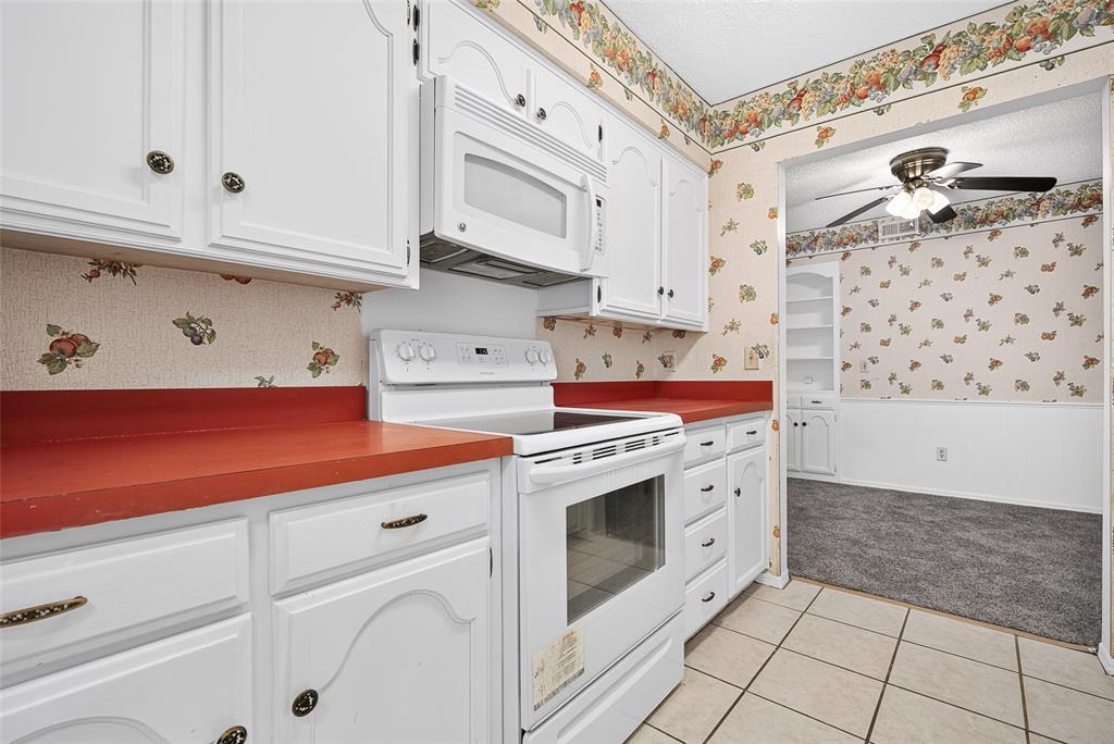 11417 N May Avenue B Property Photo 10
