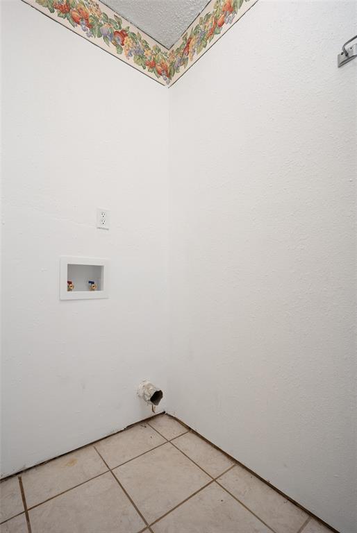 11417 N May Avenue B Property Photo 11