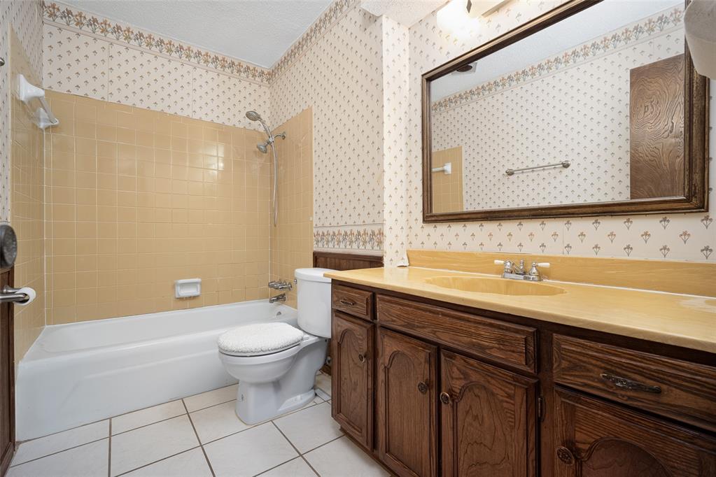 11417 N May Avenue B Property Photo 16
