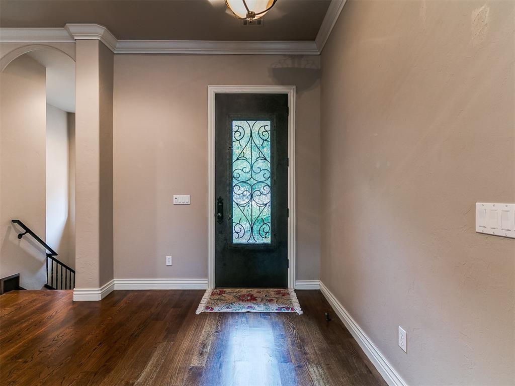 1109 Salvo Bridge Court Property Photo 4