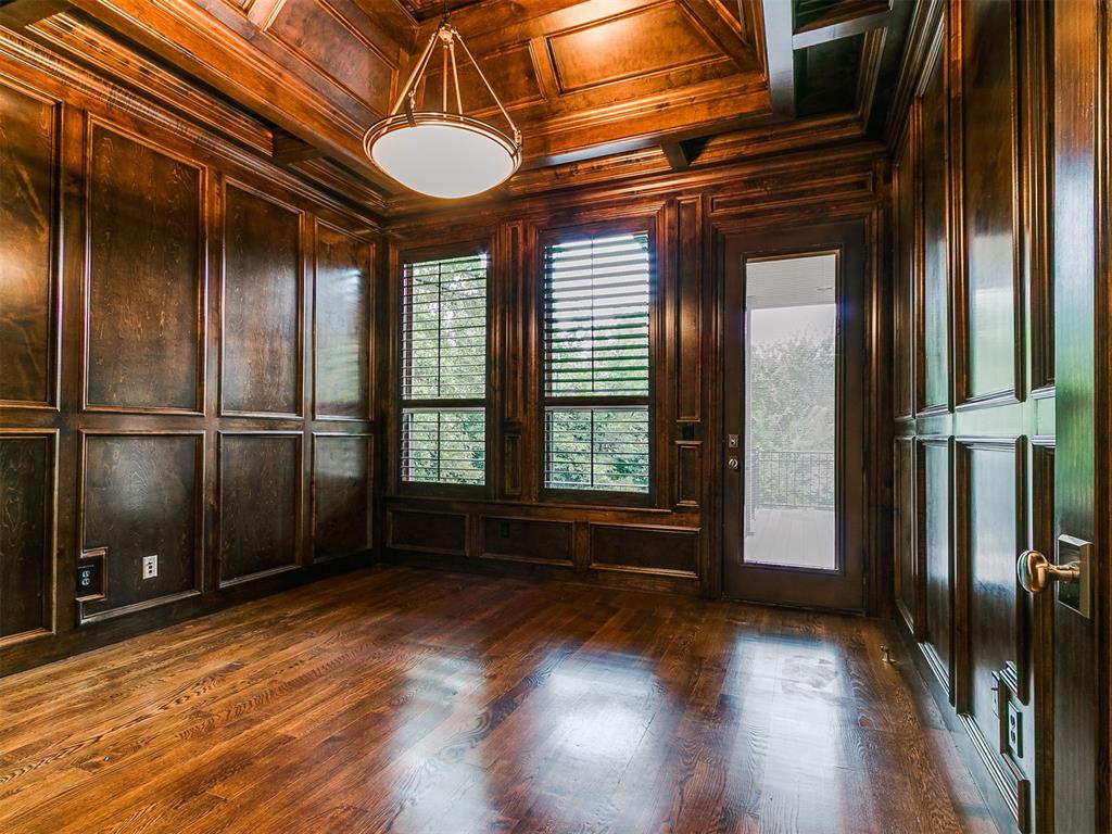 1109 Salvo Bridge Court Property Photo 14