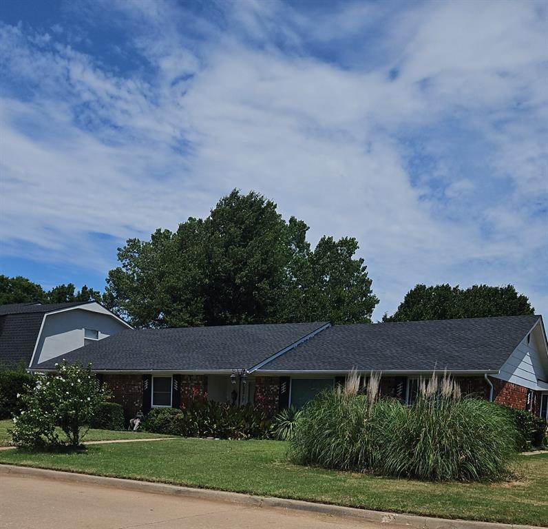12217 Greystone Terrace Property Photo 5