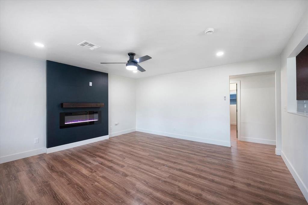 825 W Colorado Avenue Property Photo 7