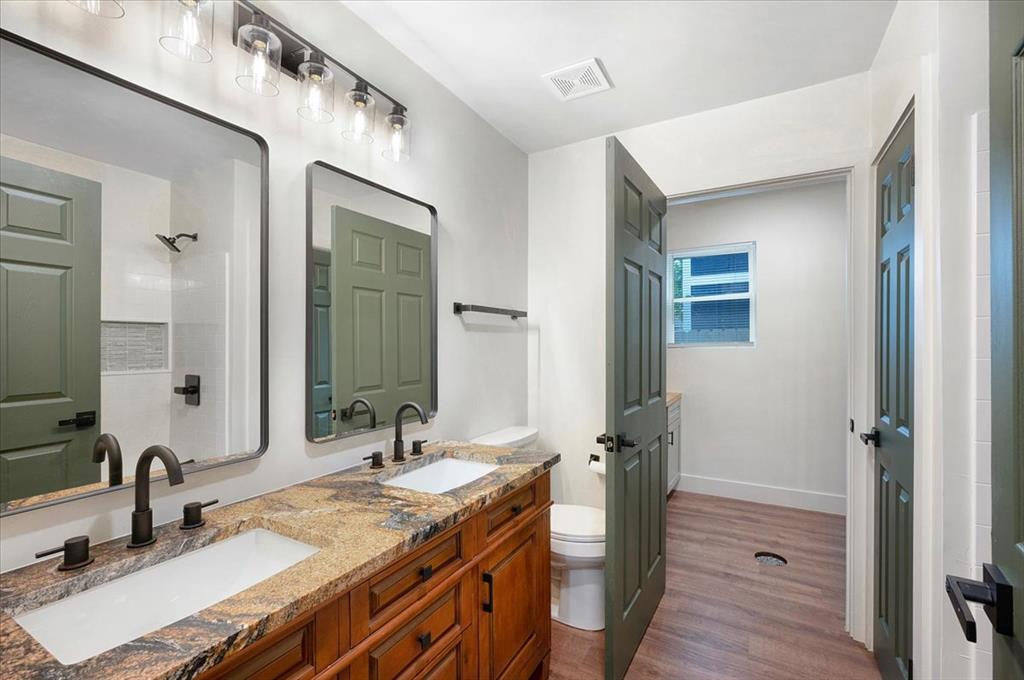 825 W Colorado Avenue Property Photo 19