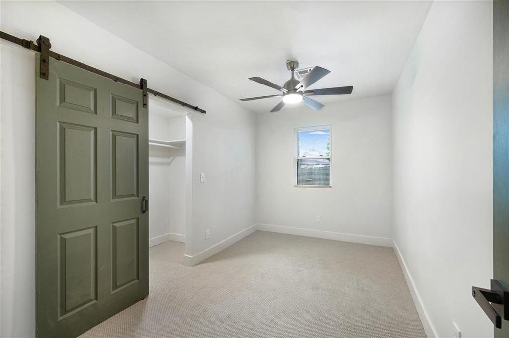 825 W Colorado Avenue Property Photo 21