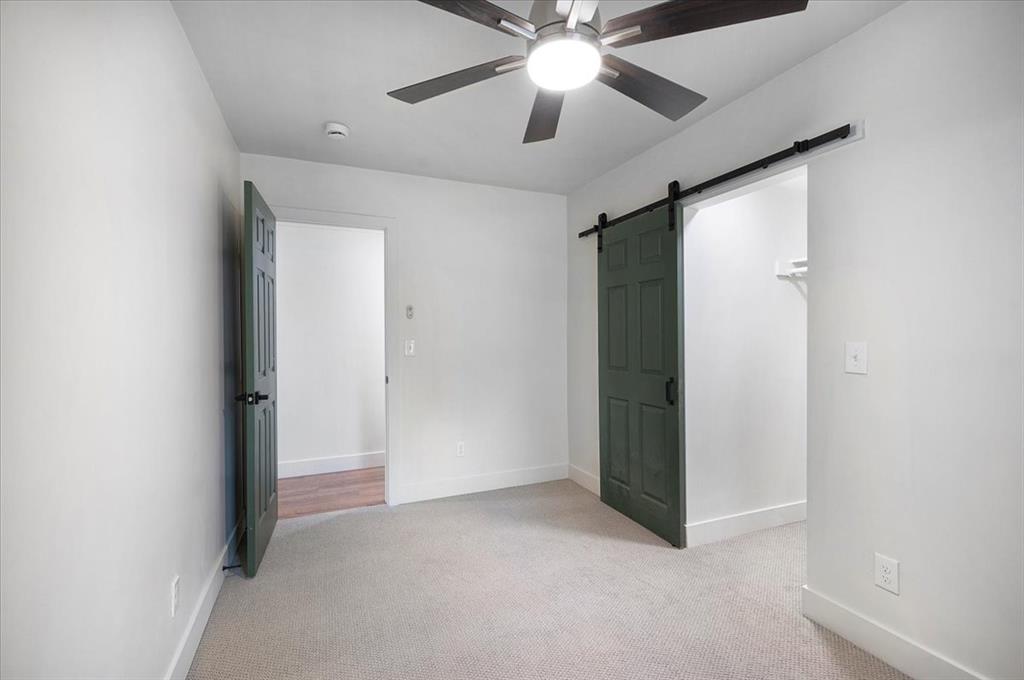 825 W Colorado Avenue Property Photo 22