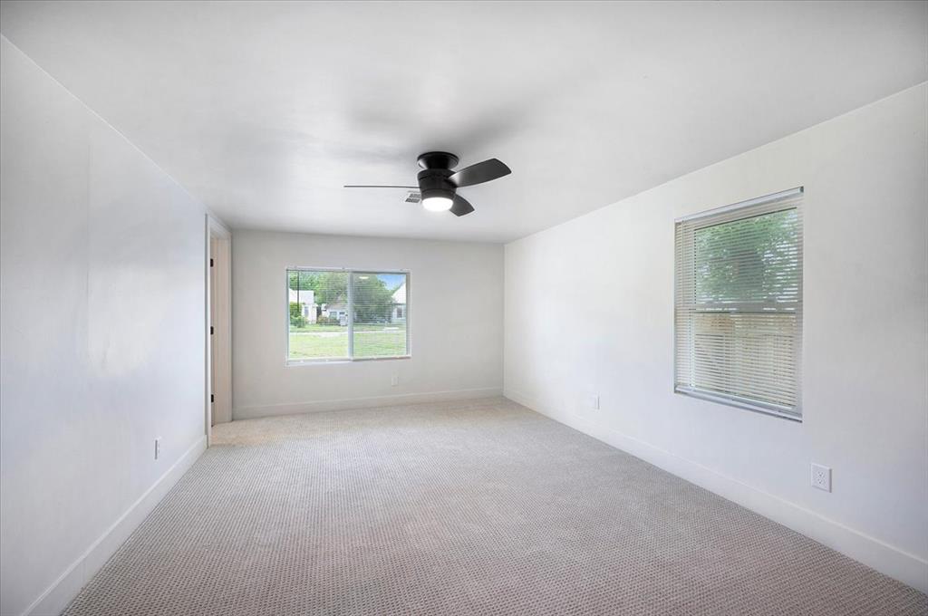 825 W Colorado Avenue Property Photo 25