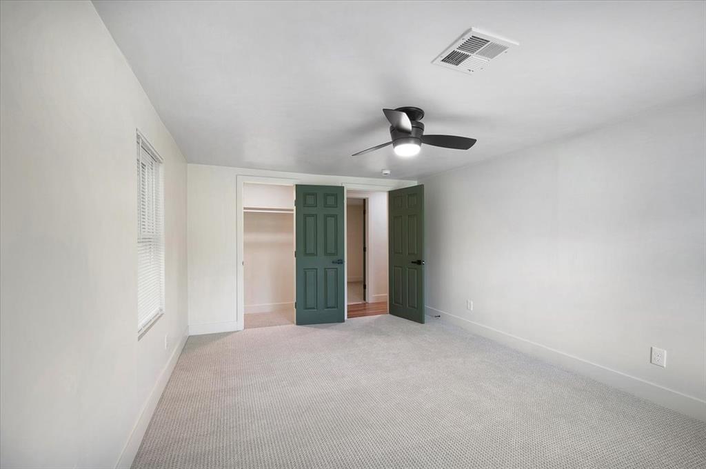 825 W Colorado Avenue Property Photo 26