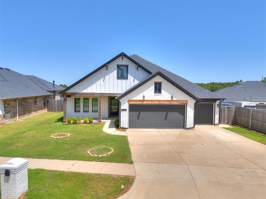 13244 Sawtooth Oak Road Property Photo 1