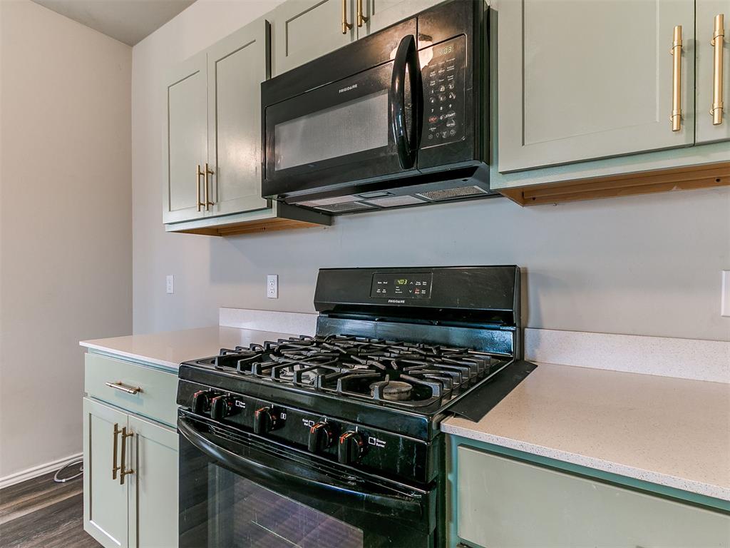 4713 Churchill Property Photo 5