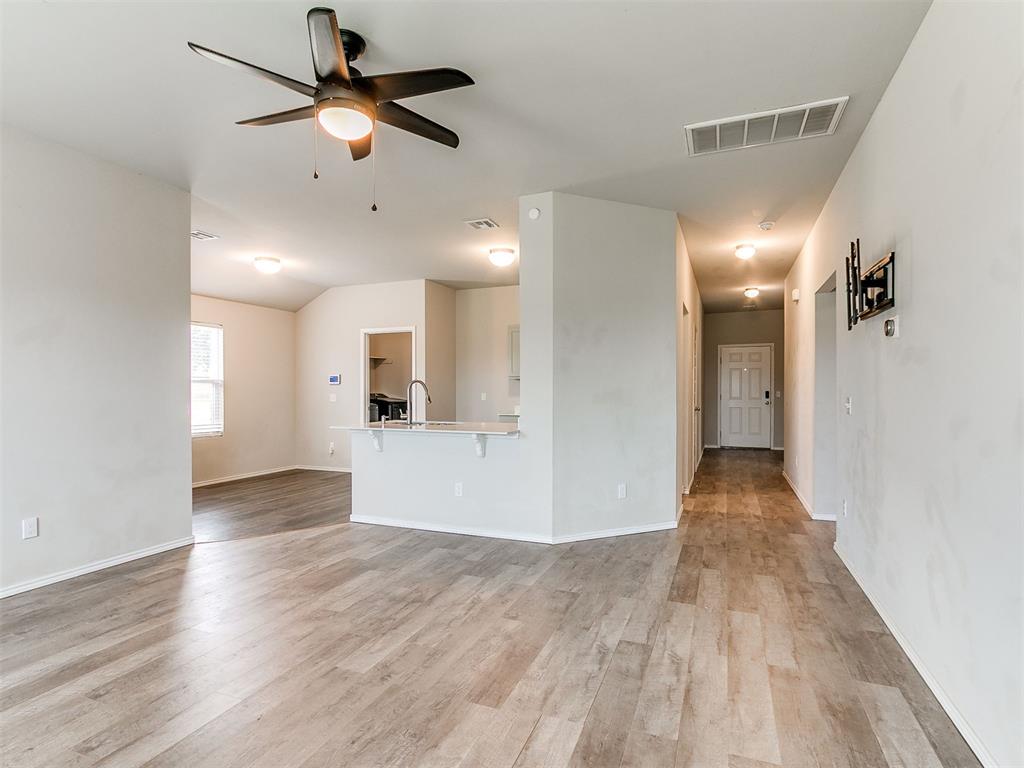 4713 Churchill Property Photo 10