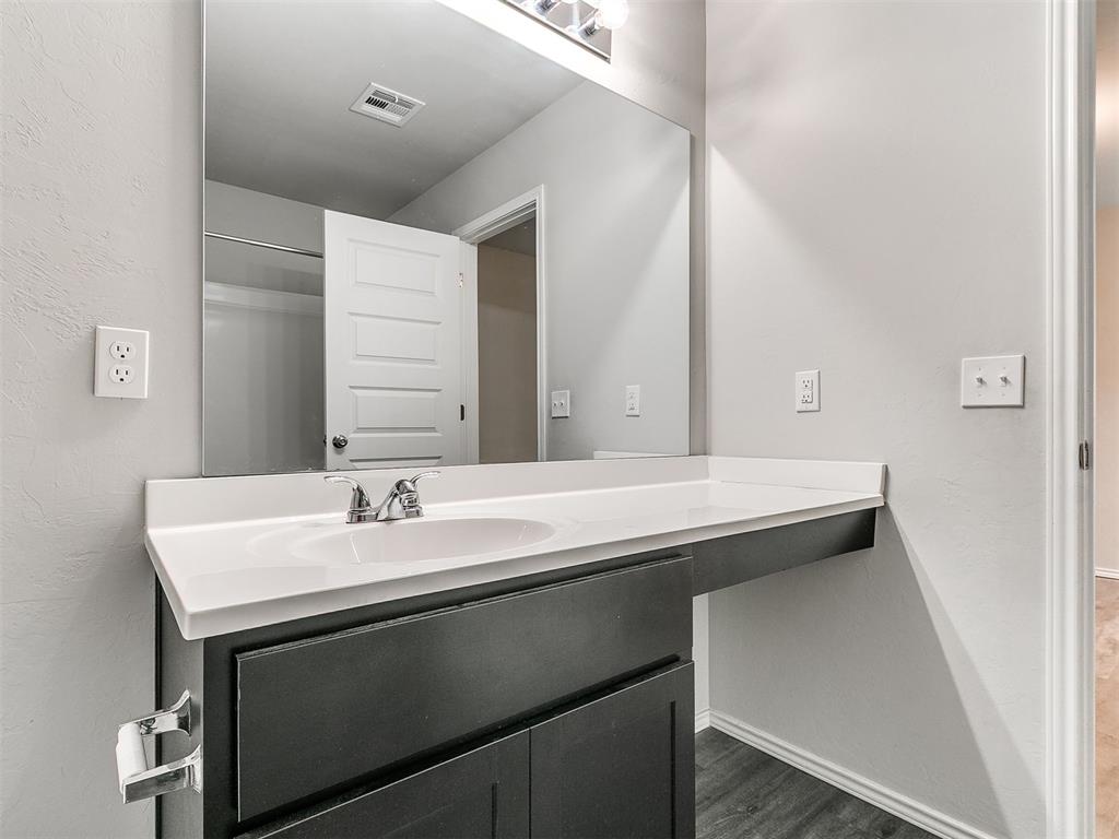 4713 Churchill Property Photo 30