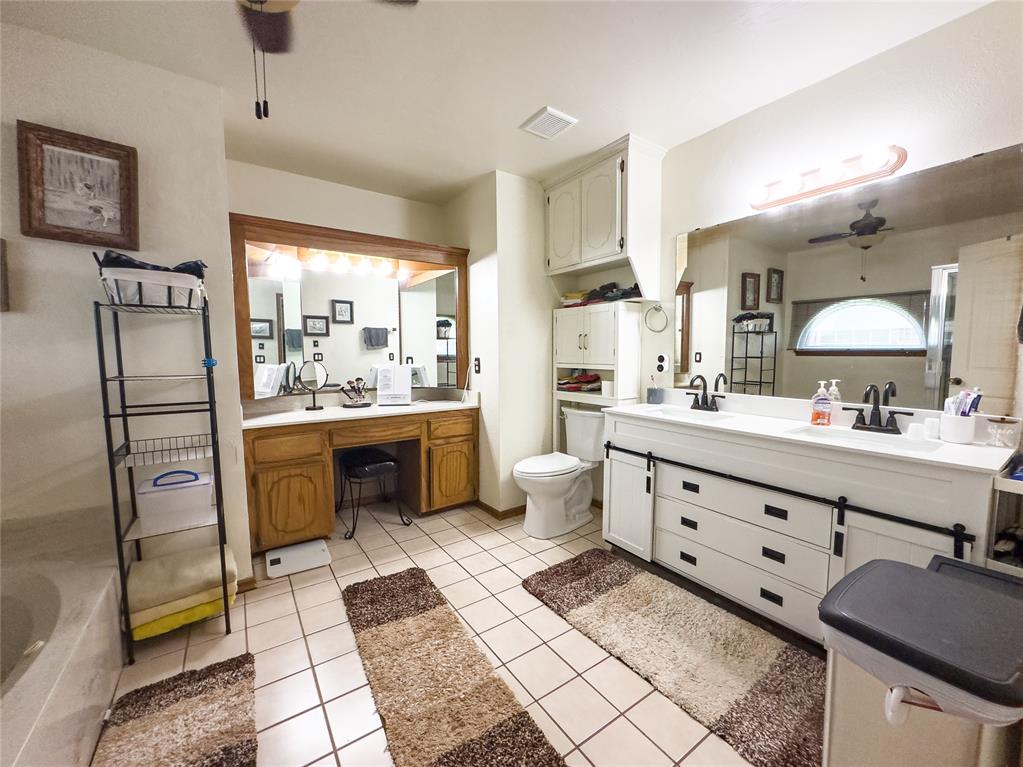 520 Greenfield Drive Property Photo 14