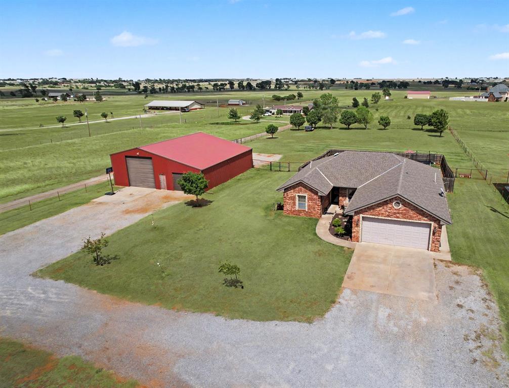 10786 N 1990 Road Property Photo 2