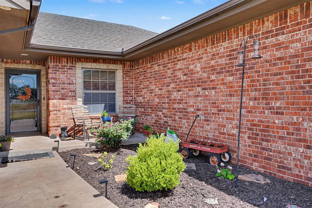10786 N 1990 Road Property Photo 5