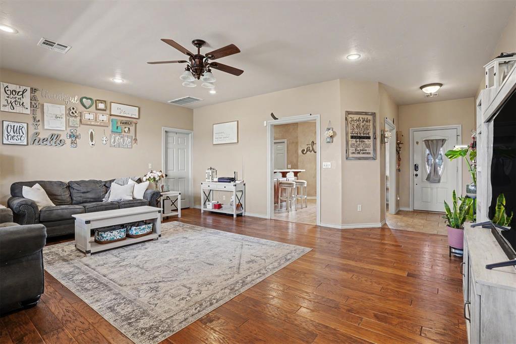 10786 N 1990 Road Property Photo 8