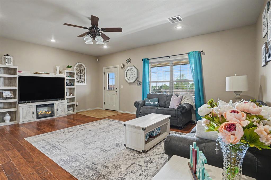 10786 N 1990 Road Property Photo 10