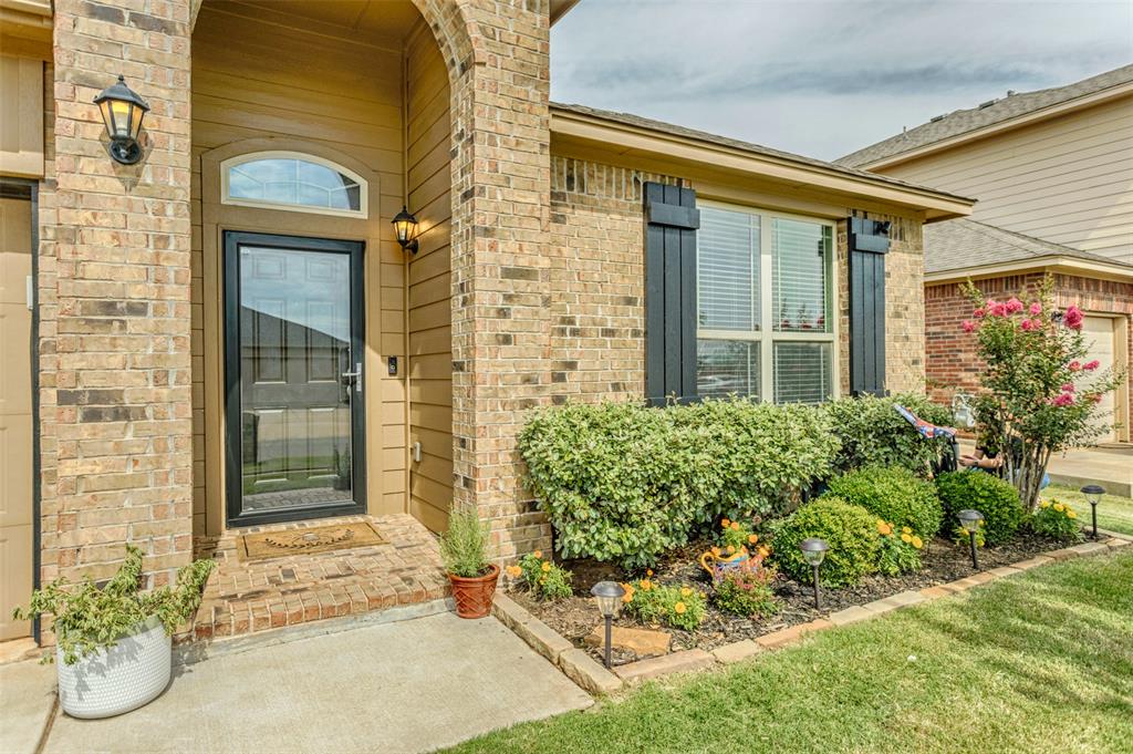 2517 Colby Court Property Photo 2