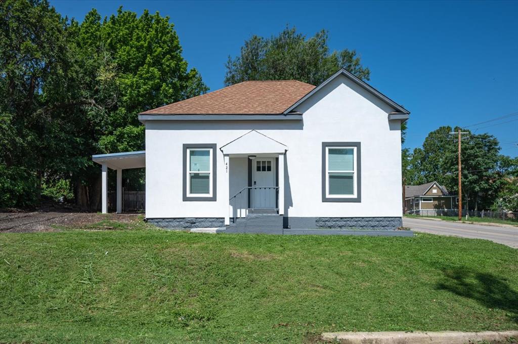 421 N Barker Avenue Property Photo 1