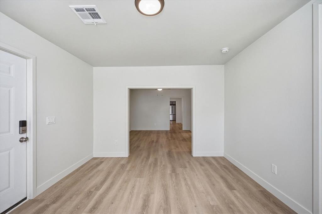 421 N Barker Avenue Property Photo 7