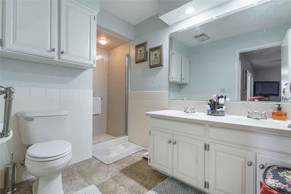 109 The Hills Property Photo 7