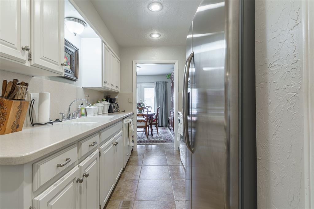 109 The Hills Property Photo 21