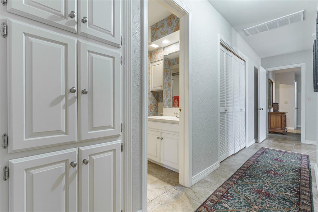 109 The Hills Property Photo 24