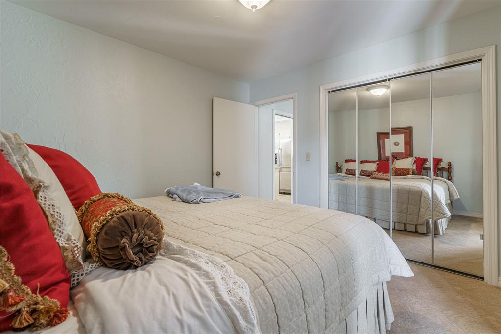109 The Hills Property Photo 26