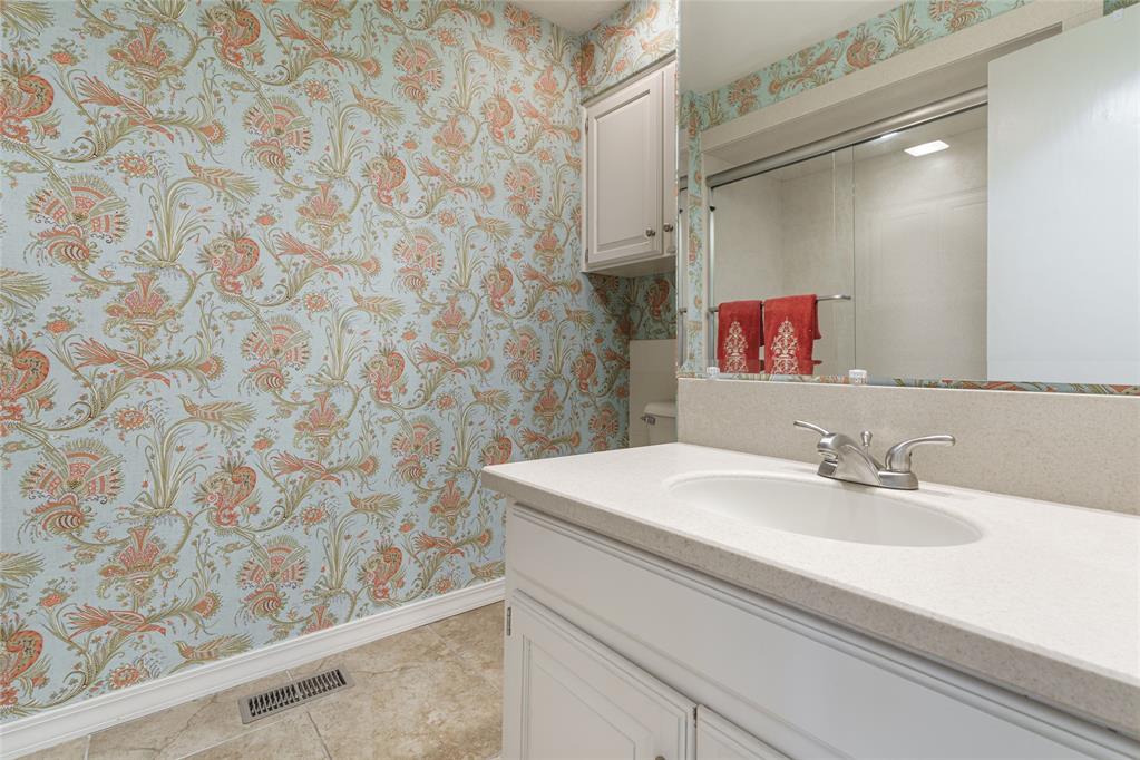 109 The Hills Property Photo 27