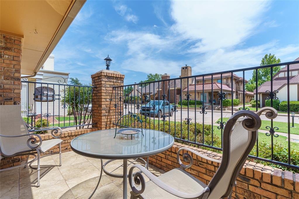 109 The Hills Property Photo 40