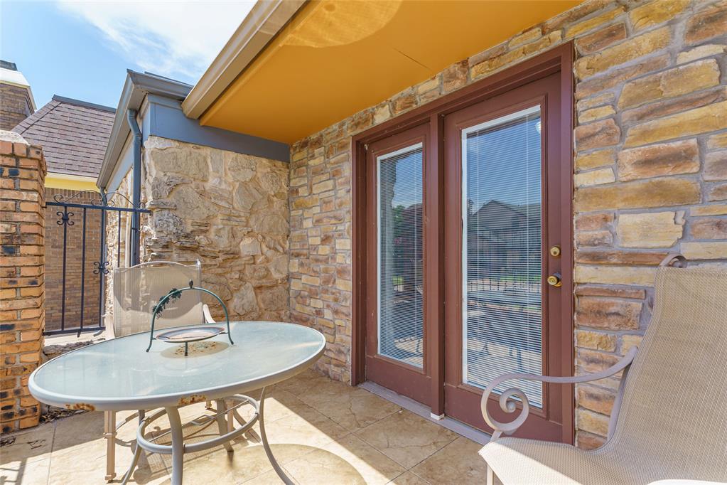 109 The Hills Property Photo 41