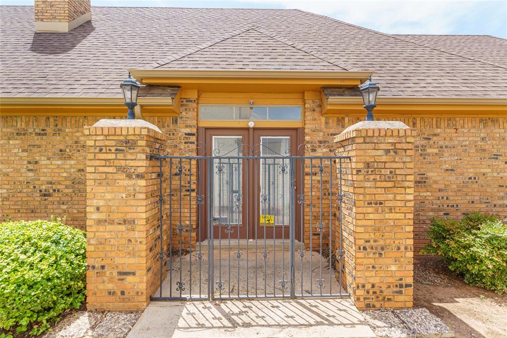 109 The Hills Property Photo 45