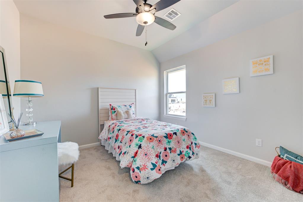 2109 Josslyn Place Property Photo 22