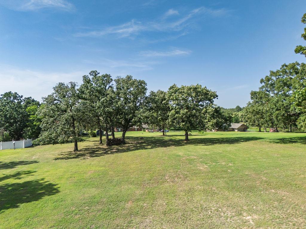 43328 Hickory Drive Property Photo 2