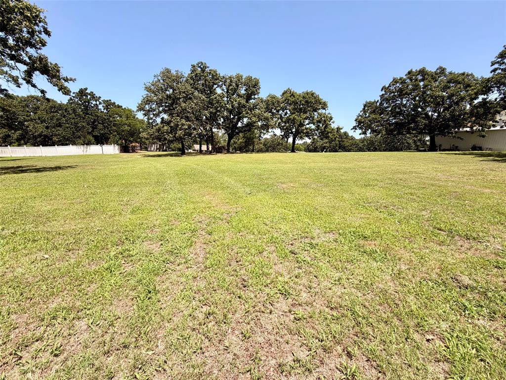 43328 Hickory Drive Property Photo 4