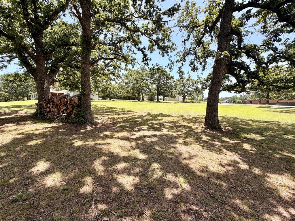 43328 Hickory Drive Property Photo 6