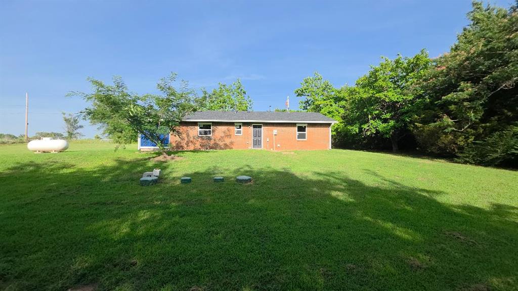 108055 N 3730 Road Property Photo 3