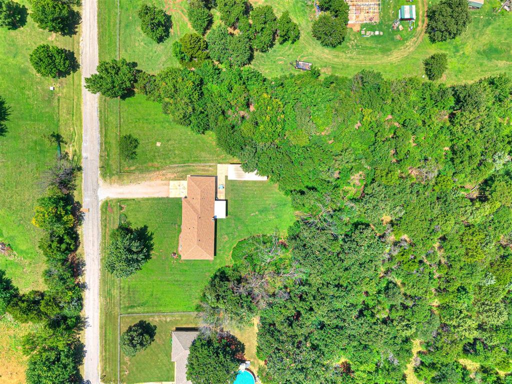 8704 Blackberry Ridge Property Photo 41
