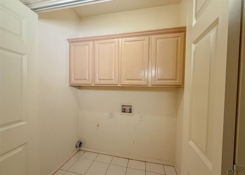 1928 Nw 157th Street Property Photo 11