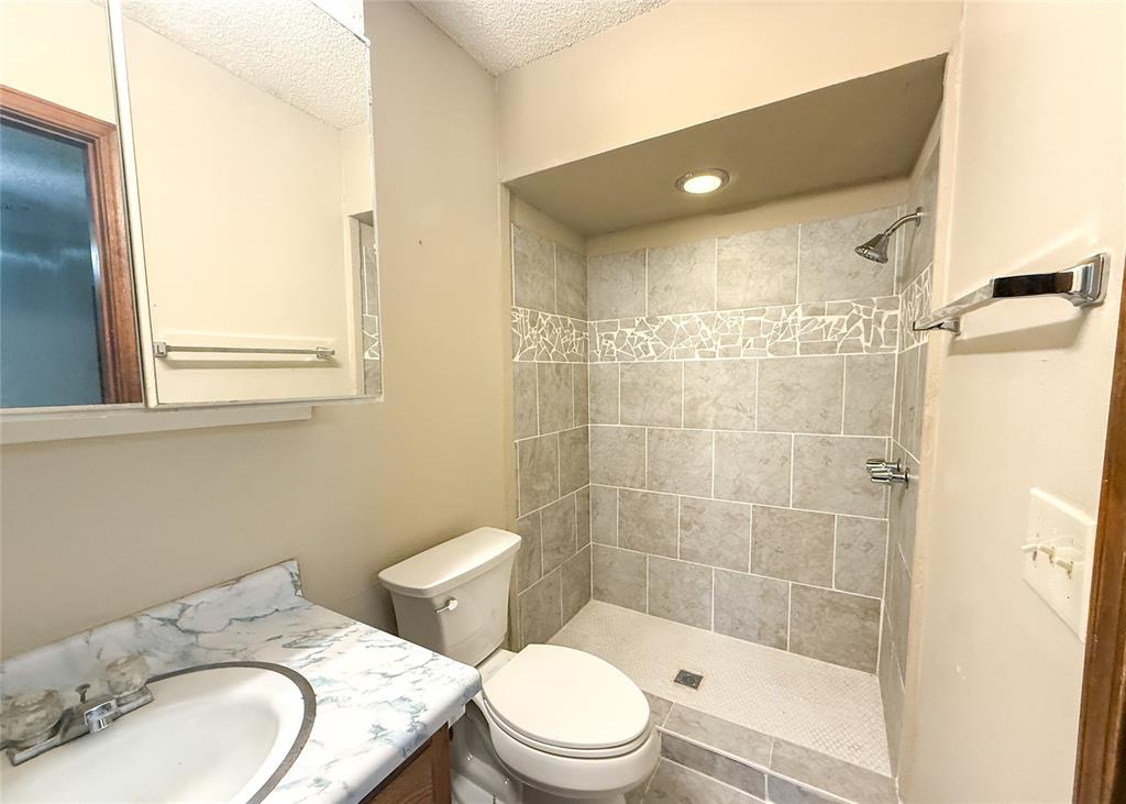 101 Sahoma Terrace Property Photo 11
